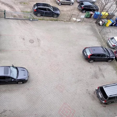 Apartment Centrum, 700m Do Plazy - 2 Sypialnie, Salon, Balkon, Bezplatny Parking, Gdynia