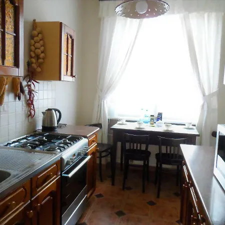 Apartment Centrum, 700m Do Plazy - 2 Sypialnie, Salon, Balkon, Bezplatny Parking,