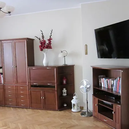 Apartment Centrum, 700m Do Plazy - 2 Sypialnie, Salon, Balkon, Bezplatny Parking, Gdynia