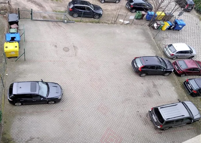 アパート Centrum, 700m Do Plazy - 2 Sypialnie, Salon, Balkon, Bezplatny Parking, グディニャ